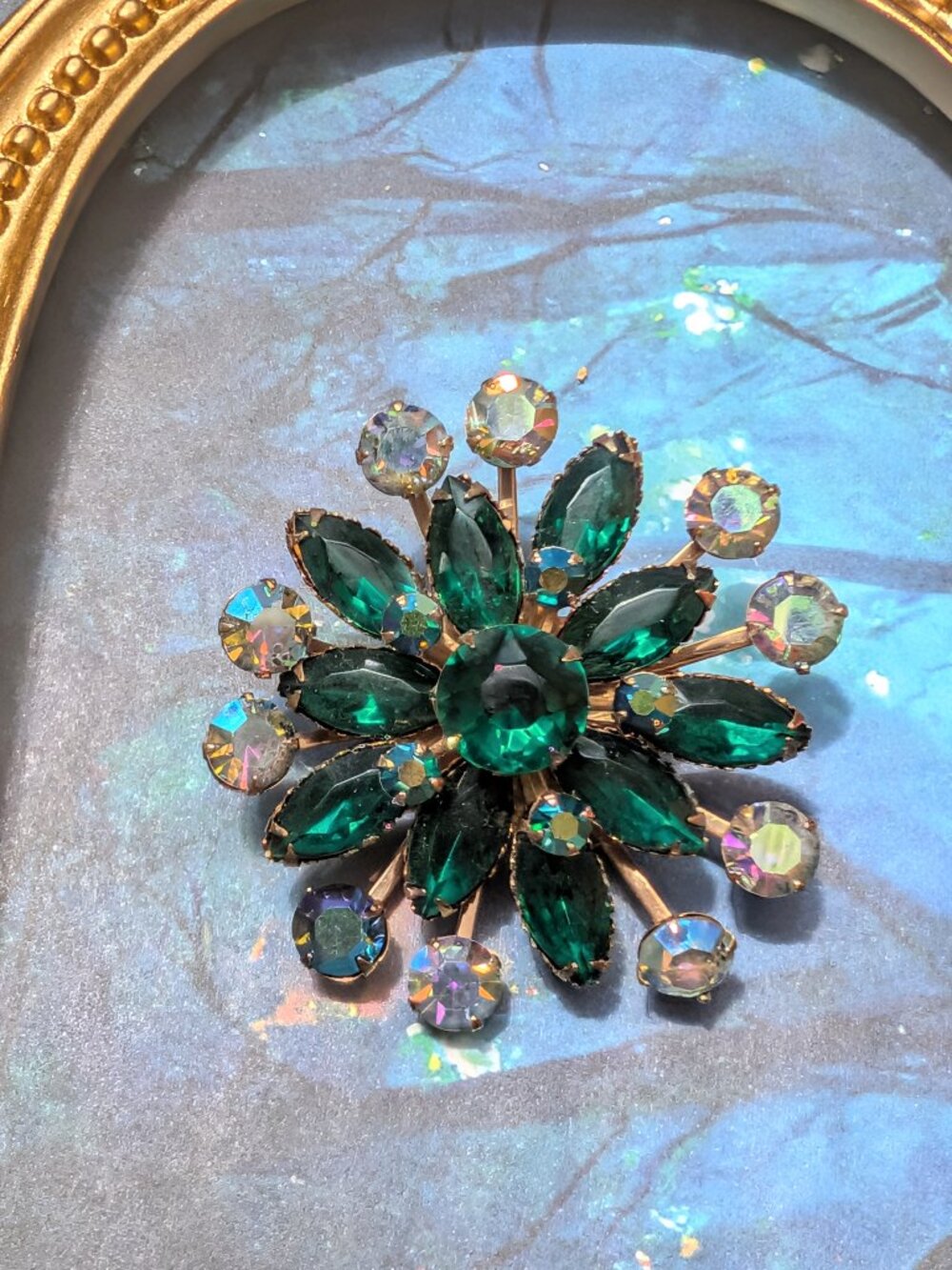 1950's Emerald Green & Aurora Borealis Rhinestone Floral Brooch